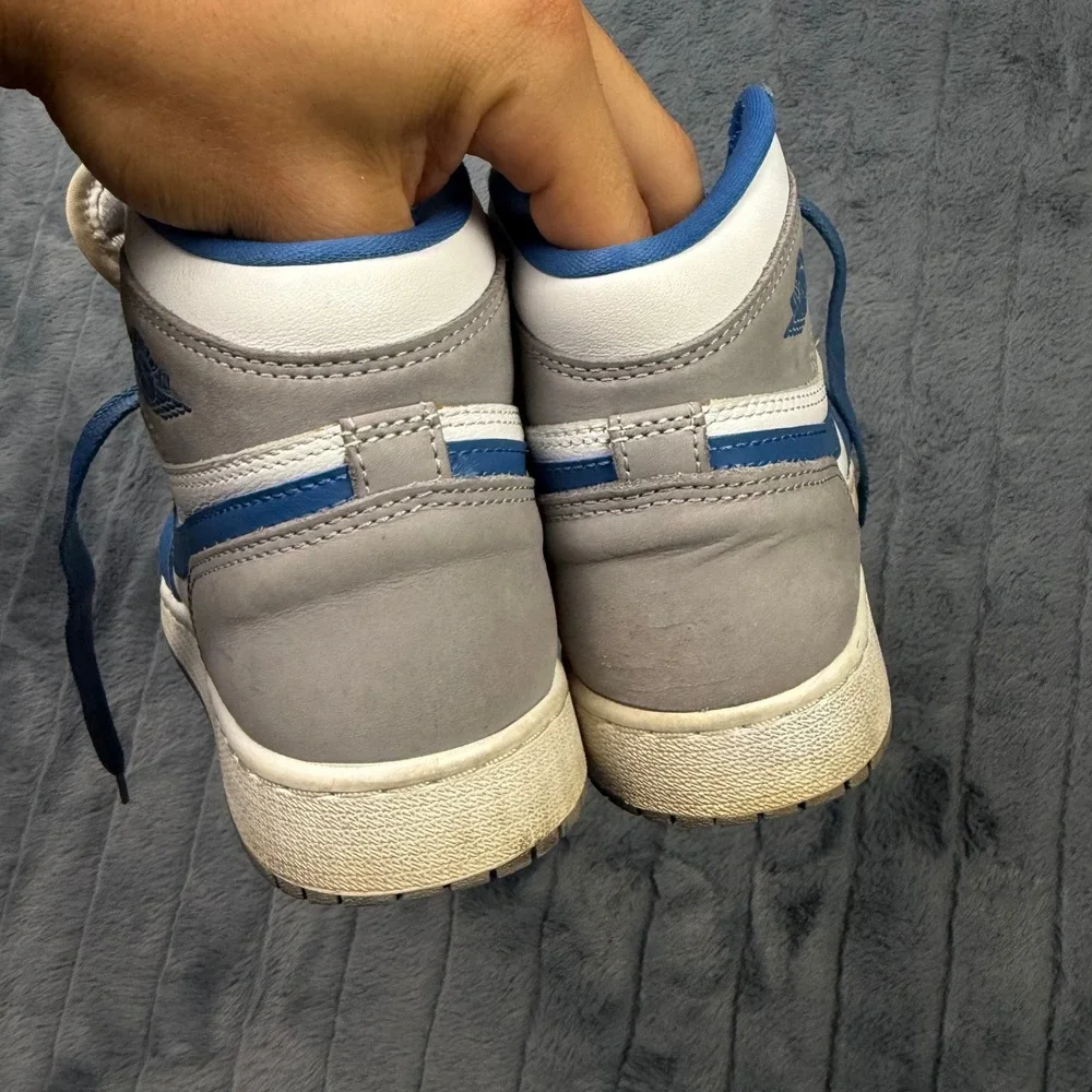 Jordan 1 Retro High OG True Blue Kids Shoes FD1437-410 White Blue Grey 6Y